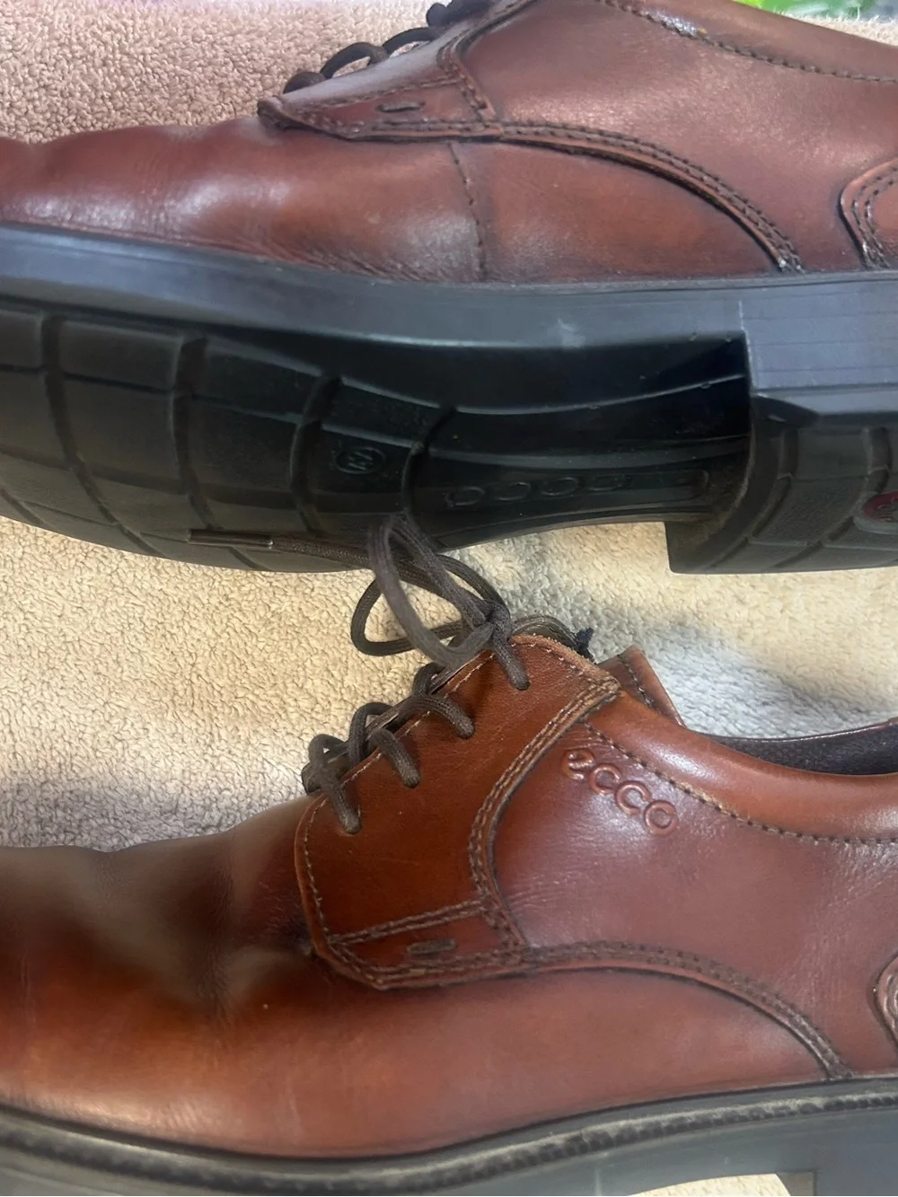 ECCO MENS HELSINKI CLASSIC OXFORDS. Chestnut leather. Size 42 (8/8.5) NICE
